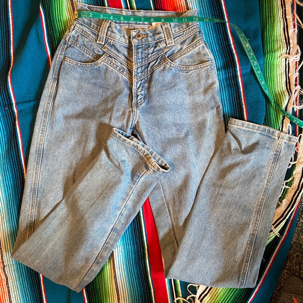 Vintage Rockies High Waisted Light Wash